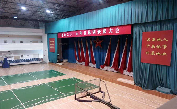 楓樺木實木運動地板翻新