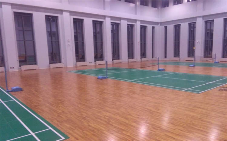 西寧楓樺木運動木地板工廠