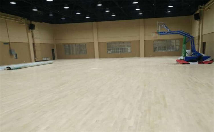 楓木運動木地板施工技術