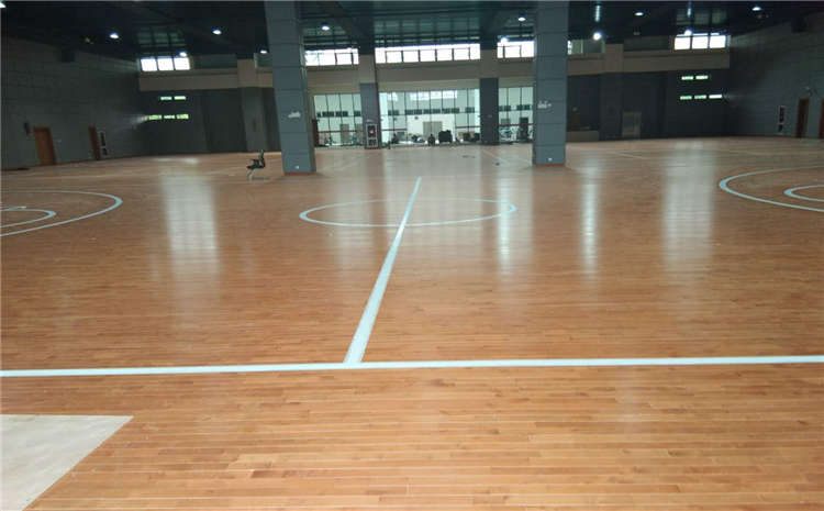 楓樺木籃球場地板廠家報價
