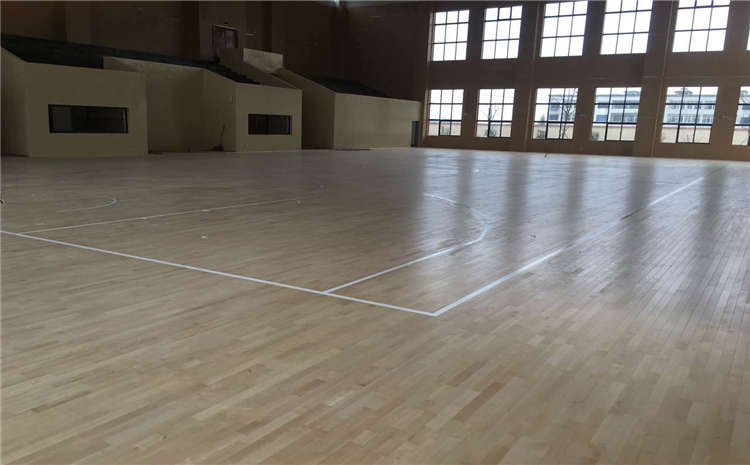 天津楓樺木運動木地板什么品牌好